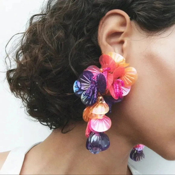 Zara Jewelry - Zara Shell Sequin Multicolor Earrings